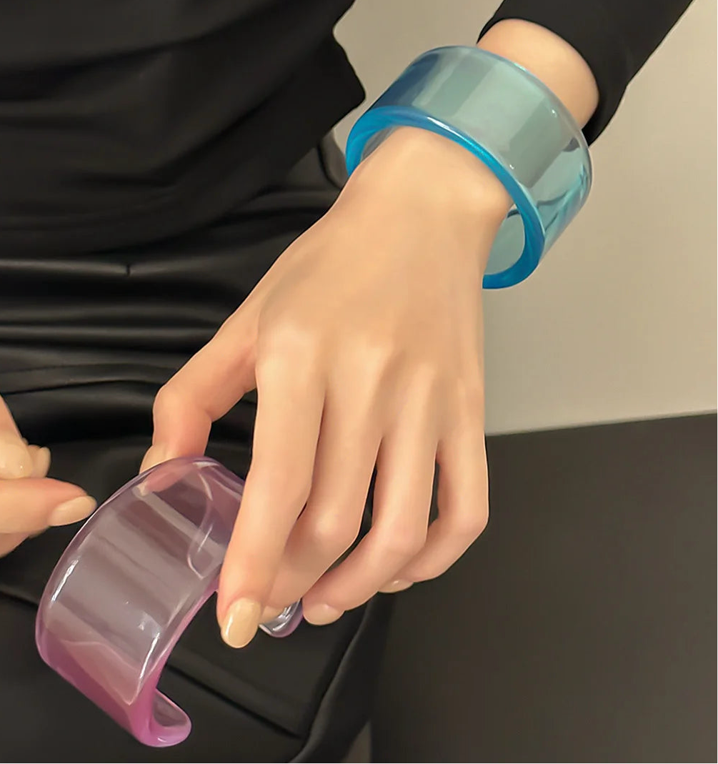 New Transparent Acrylic Resin Open Bangle Bracelet for Women Geometric Retro Wide Bracelet for Girls Hand Jewelry