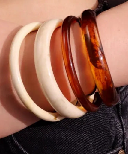 Round Tortoise shell White Resin Bracelet French Vintage Elegant Jewelry for Women Summer Fashion Holiday Gift New