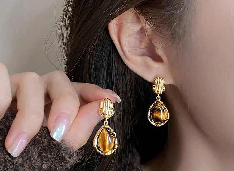Vintage Brown Resin Tiger Eye Stone Dangle New Earrings for Women Fashion Silver Needle Earring Personality Melard Color Jewelry