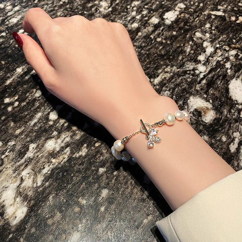 Elegant Baroque Pearl String Bracelet For Woman Luxury Zircon Bee Pendant Bracelet Fashion Girl's Sweet Jewelry
