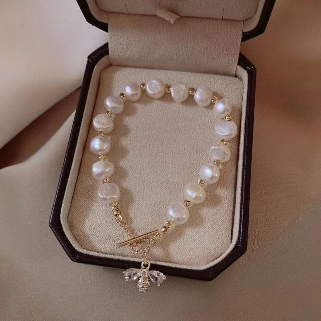 Elegant Baroque Pearl String Bracelet For Woman Luxury Zircon Bee Pendant Bracelet Fashion Girl's Sweet Jewelry