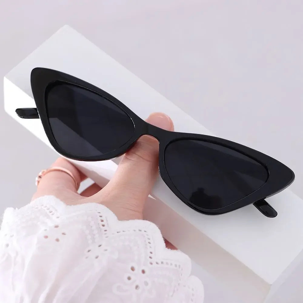Vintage Cat Eye Sunglasses for Women Small Frame Retro Sunglasses UV400 Protection Eyewear Fashion Trendy Streetwear Accessories