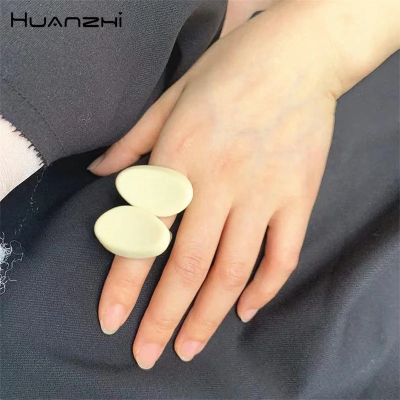 Vintage Wide Large Chunky Rings for Women Crystal Resin Autumn Winter Geometric Irregular Stacking Wear Jewelry New