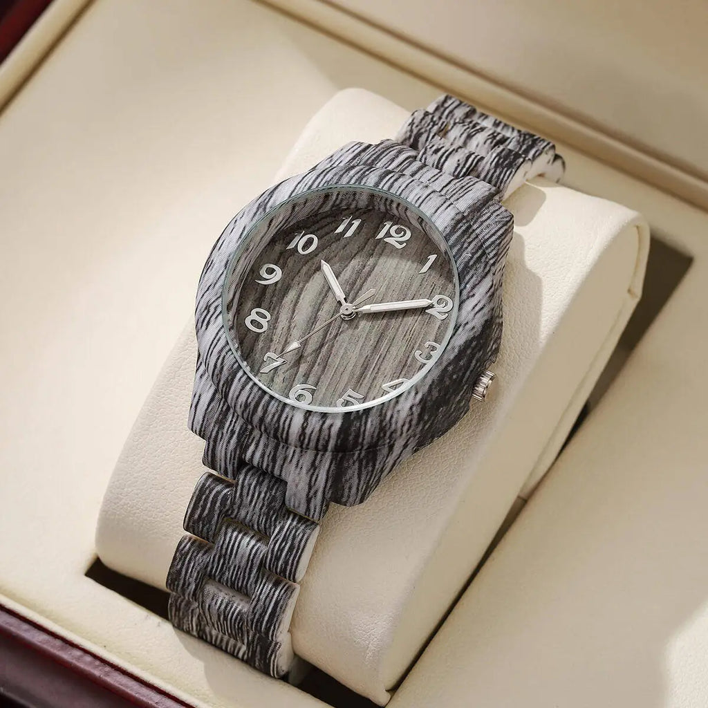 Fashion Women Watches Casual Wooden Pattern Plastic Band Quartz Watch Relogios Feminino（Without Box）