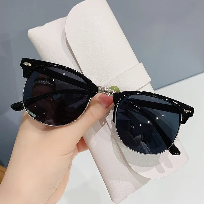 Glasses Ultralight Retro Transparent Frame Plain Men Women Anti Blue Light Glasses Party Decorate Eyeglasses Fake Glasses