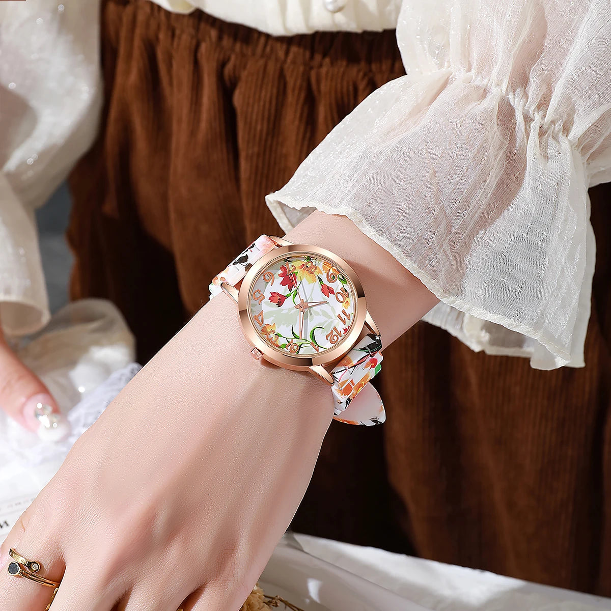 2/3/4/5PCS Fashion Flowers Printed Women Watches Casual Silicone Band Female Quartz Watch Relogio Feminino（Without Box）