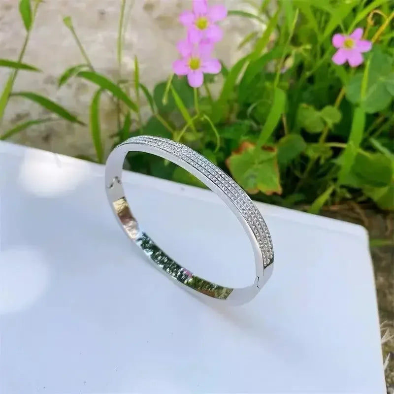 Titanium Steel Stainless Steel Bangles Inlaid Zircon Gold Plated Bracelet Classic Simple Style Bangles for Women Daily Jewelry