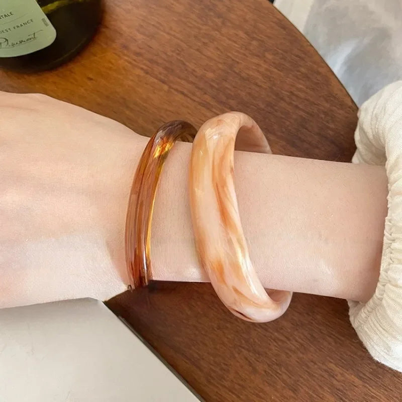 New Fashion Irregular Acrylic Acetate Bracelets for Women Vintage Hyperbole Jewelry Bangles Sweet Elegant Pulseras Mujer
