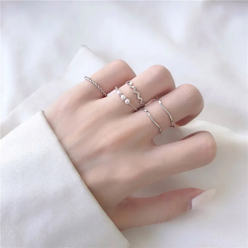 5Pcs/set Gold Color Heart Rings Set For Women Vintage Geometric Cross Pearl Butterfly Finger Rings Female Trendy Jewelry Gift