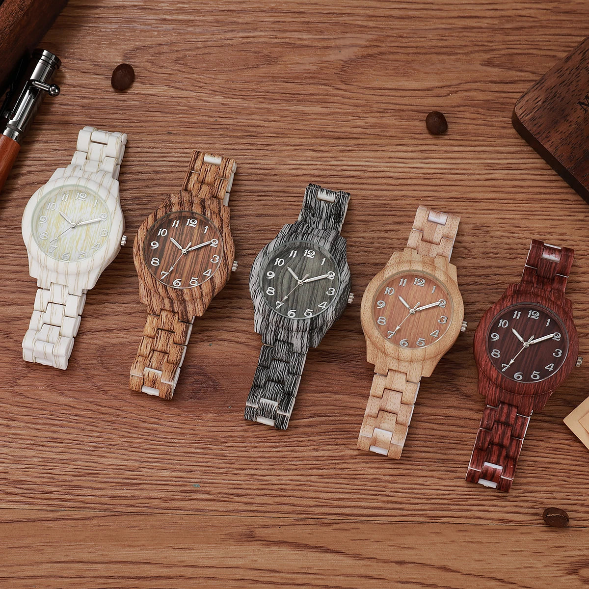 Fashion Women Watches Casual Wooden Pattern Plastic Band Quartz Watch Relogios Feminino（Without Box）