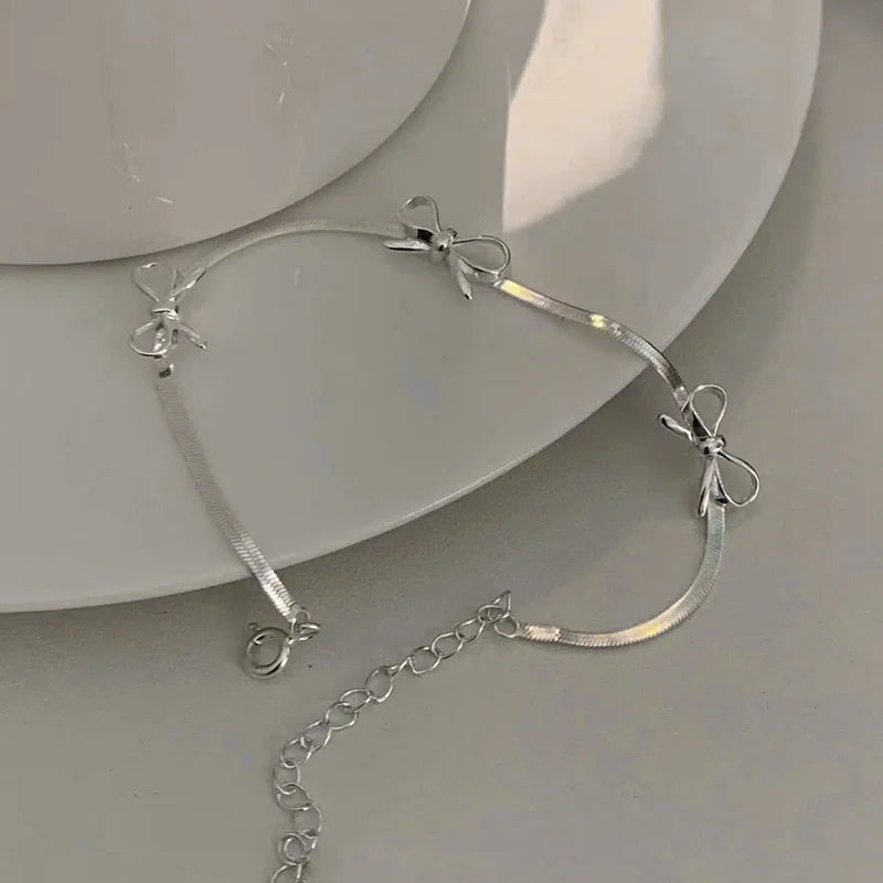 Fashion Sweet Bow Bracelets for Women Girls Sparkling Delicate Ribbon Bowknot Snake Bones Chain Bracelet Party Jewelry Gifts