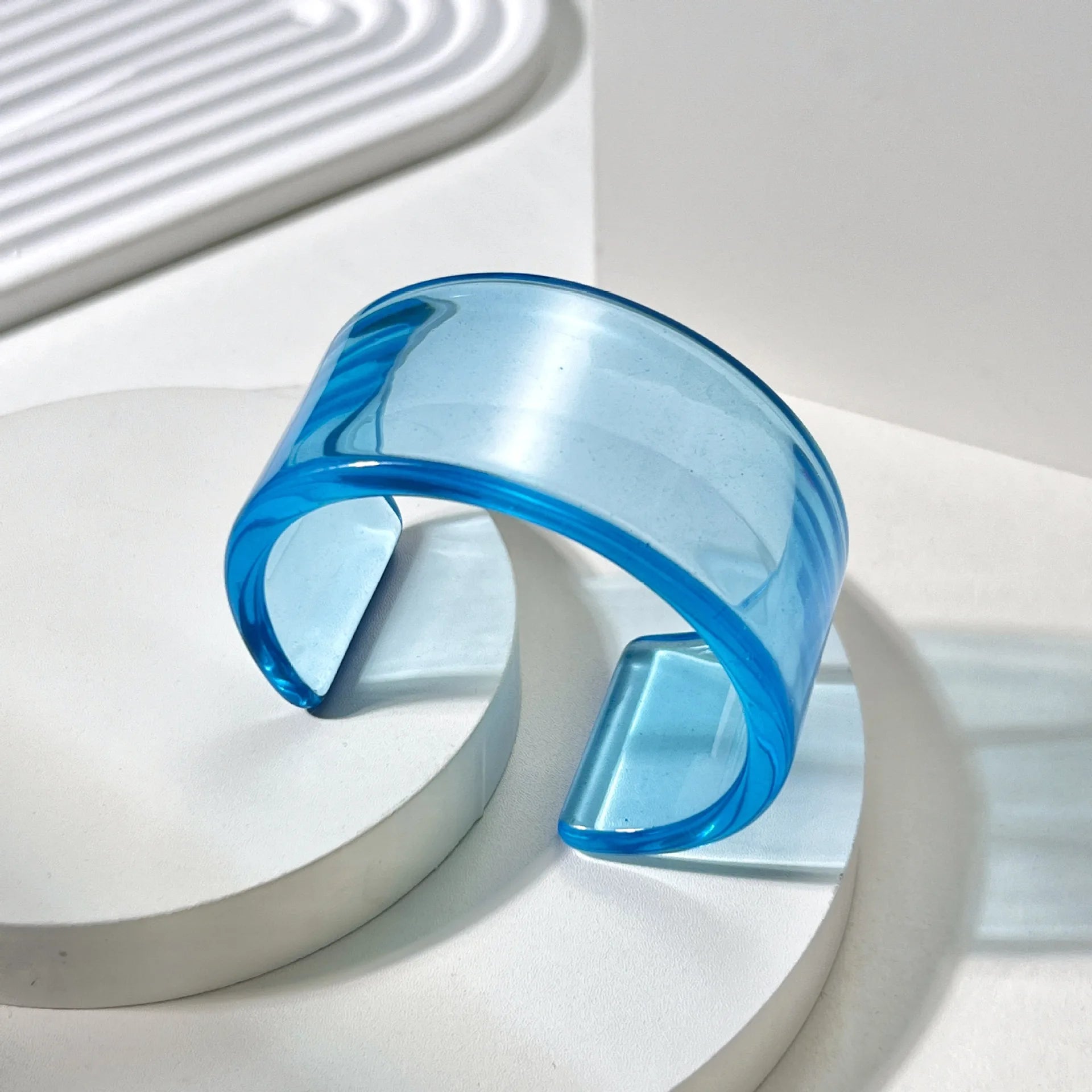 New Transparent Acrylic Resin Open Bangle Bracelet for Women Geometric Retro Wide Bracelet for Girls Hand Jewelry