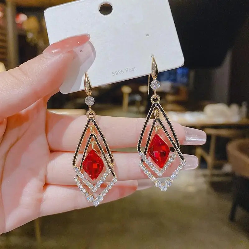 Silver Needle Vintage Green Crystal Butterfly Drop Earrings For Women Jewelry 2025 Trending Luxury Zircon Women's Earrings