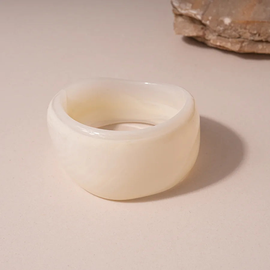 White Transparent Resin Bracelet Bangles for Women Irregular Geometric Round Wide Stacking Bracelets Hand Jewelry New In