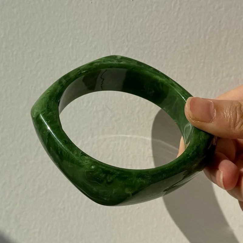 Green White Irregular Square Wide Resin Bracelet for Women Autumn Winter Fashion Chunky Jewelry New Elegant Trend Bangle