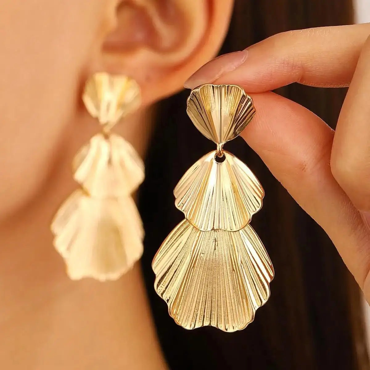 Stainless Steel Pleated Geometric Earrings For Women Jewelry Trending Vintage Women's Smooth Gold Color Stud Earrings