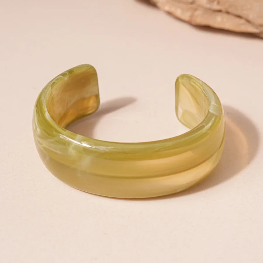 Fashionable Green Resin Acrylic Smudging Bangle for Women Exaggerated Irregular Geometric Wide Chunky Bracelets Bangles Jewelry