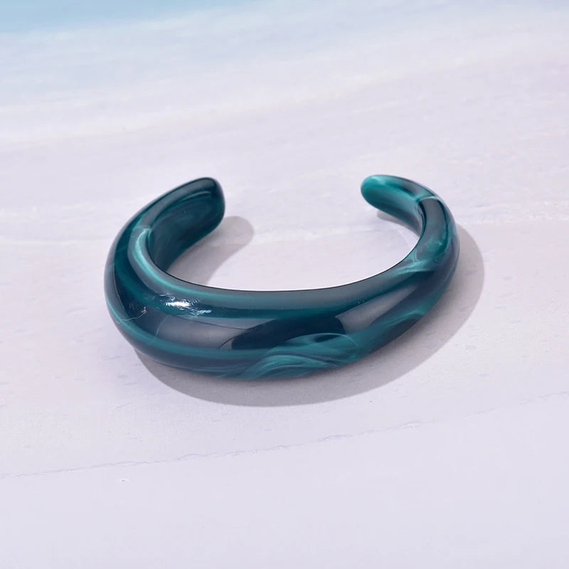 Fashion Exaggerated Opening Acrylic Bracelets for Women Simple Blended Jelly Colored Curved Cuff Bangle Female Jewelry