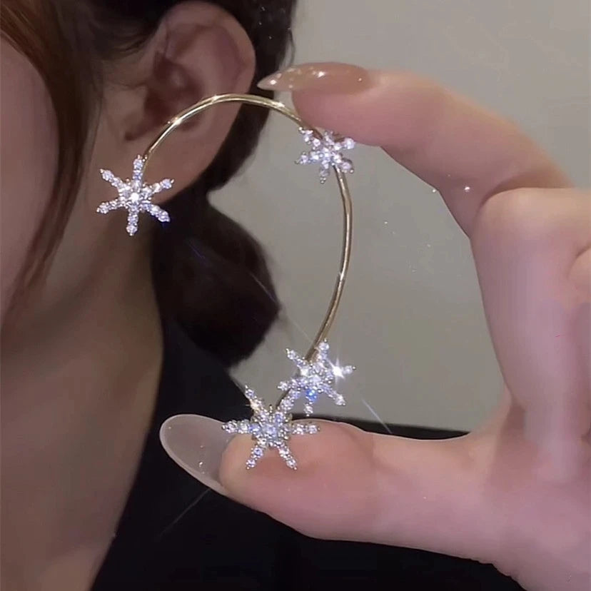 Gold Color Ear Bone Clip For Women Sweet Exquisite Sparkling Crystal Star Ear Cuff Clip Earring Wedding Jewelry Accessories Gift
