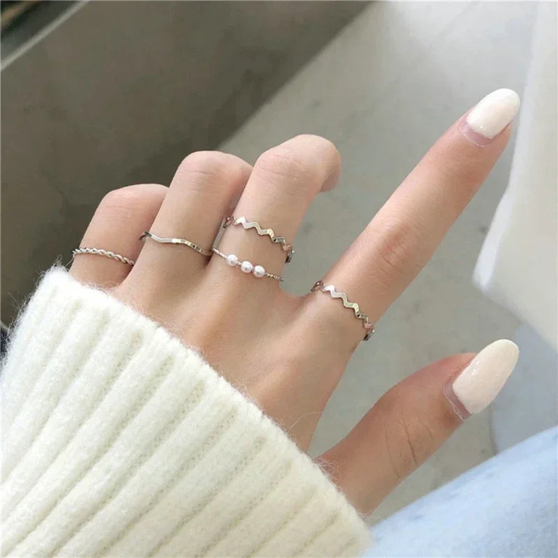 5Pcs/set Gold Color Heart Rings Set For Women Vintage Geometric Cross Pearl Butterfly Finger Rings Female Trendy Jewelry Gift
