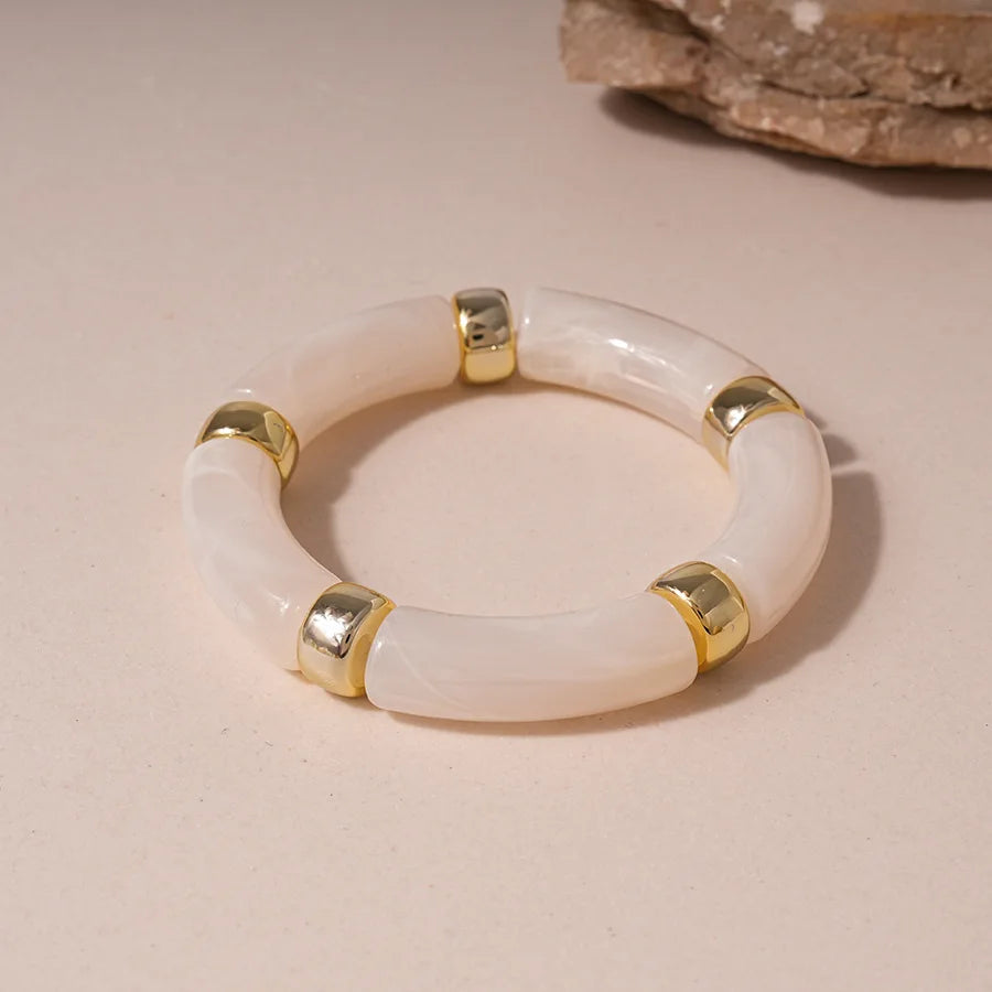 White Transparent Resin Bracelet Bangles for Women Irregular Geometric Round Wide Stacking Bracelets Hand Jewelry New In