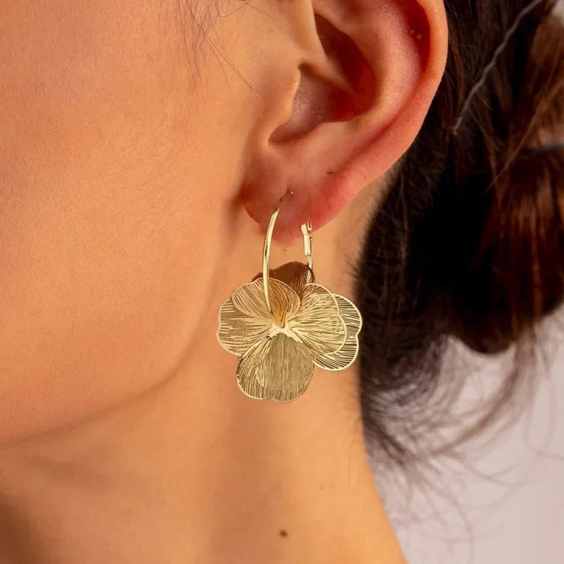 Golden Double-Layer Hollow Flower Hoop Earring for Women Vintage Earrings Ideal for Daily Wear Jewelry Accessories