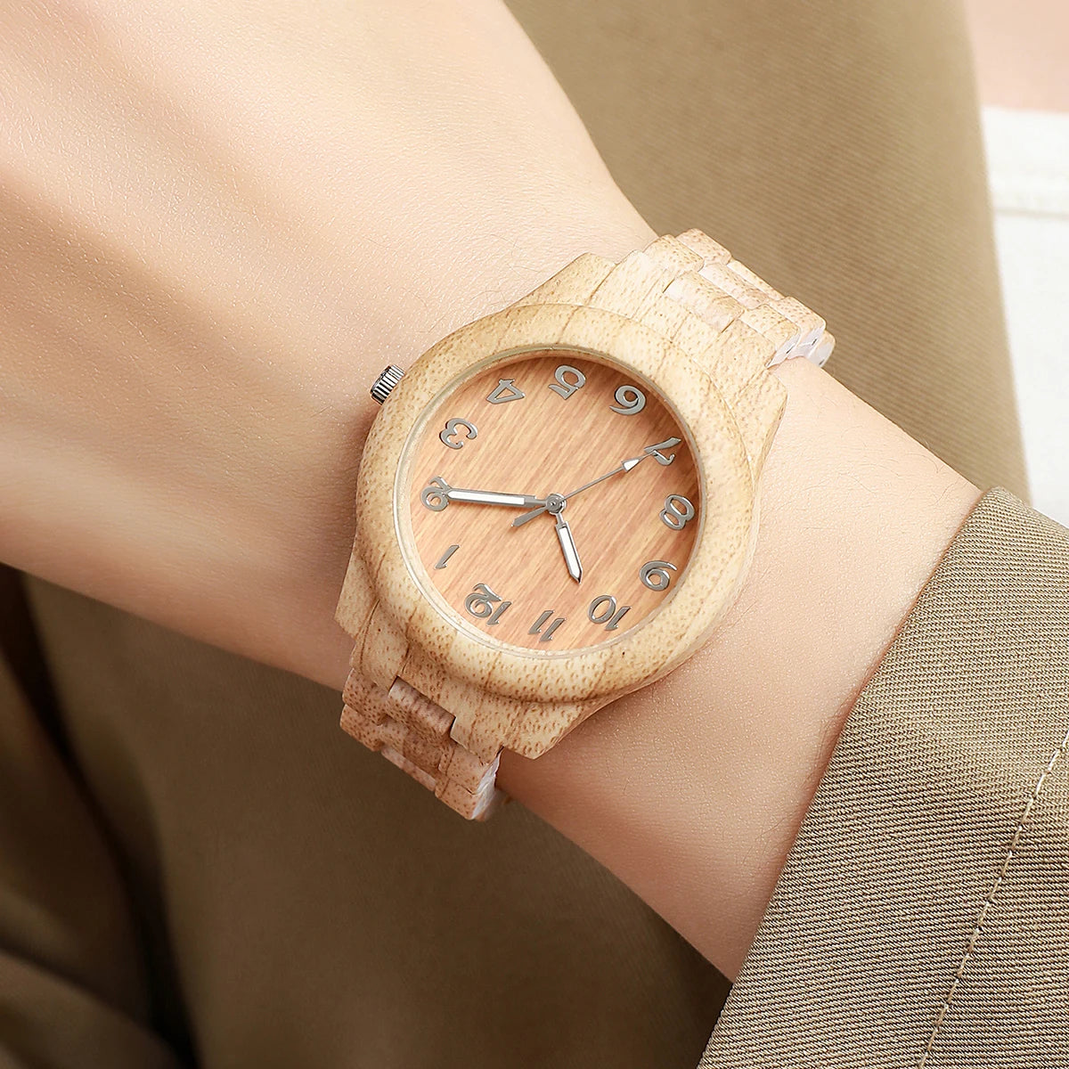 Fashion Women Watches Casual Wooden Pattern Plastic Band Quartz Watch Relogios Feminino（Without Box）