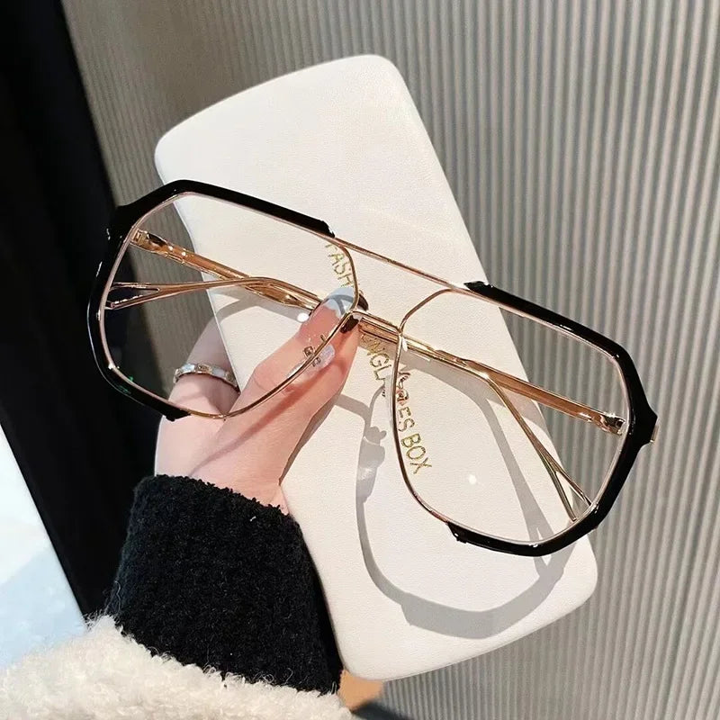 Women One-Piece Fashion Sunglasses New Unique Oversized Sun Glasses for Men Punk Glasses Trending Female Eyewear UV400