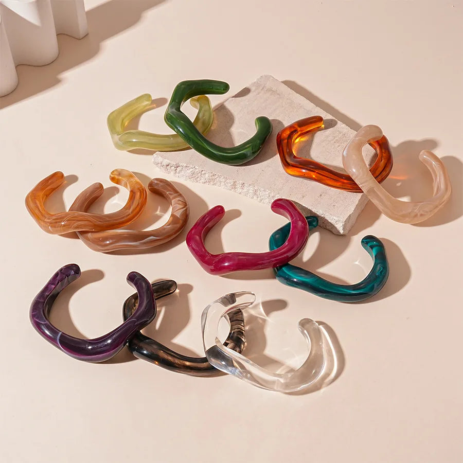 Unique Irregular Geometric Cuff Bracelets for Women Vintage Multicolor Acrylic Open Bangle Female Male Jewelry Couple Gifts