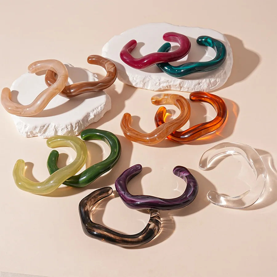 Unique Irregular Geometric Cuff Bracelets for Women Vintage Multicolor Acrylic Open Bangle Female Male Jewelry Couple Gifts
