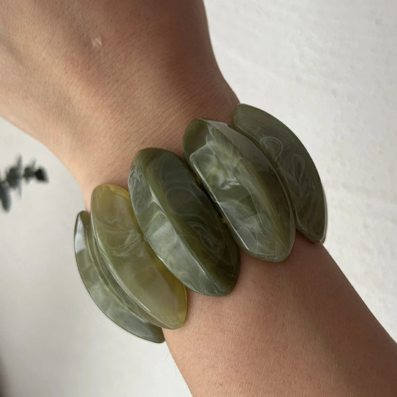 Punk Green Resin Acrylic Smudging Bangles Exaggerated Geometric Oval Elastic Bangle Cuff Bracelets for Women Jewelry