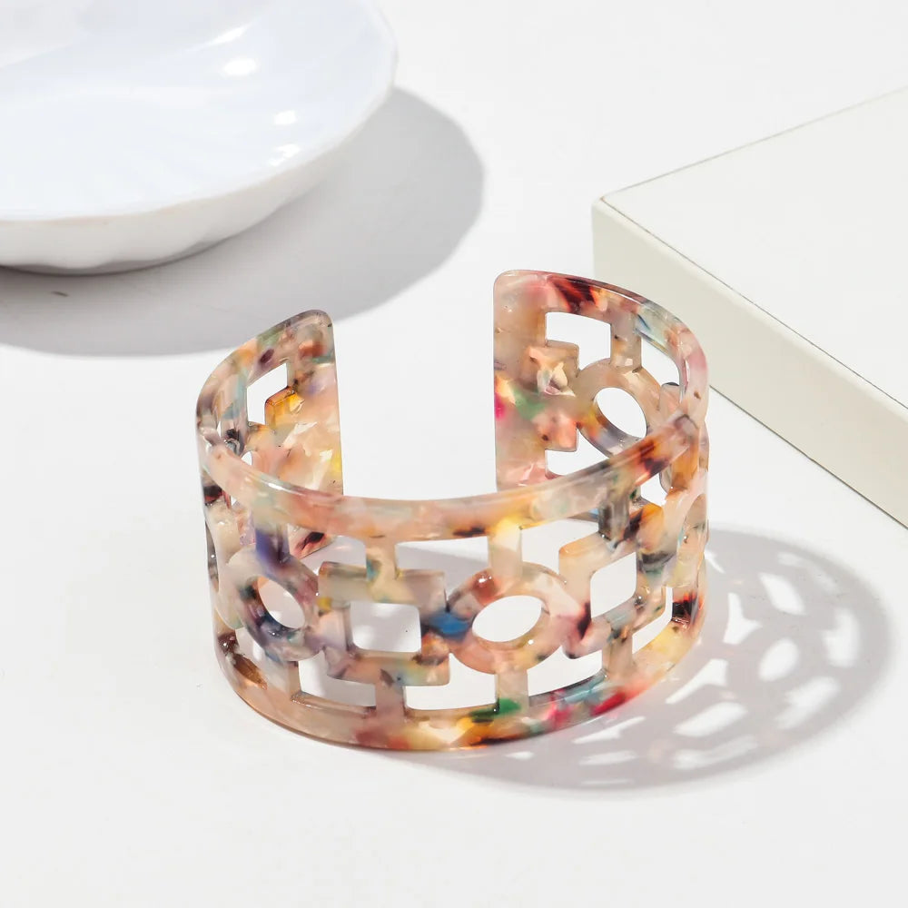 New Trend Acrylic Irregular Geometric Exaggerated Chunky Bangles for Women Resin Colorful Statement Bracelet Jewelry Gifts
