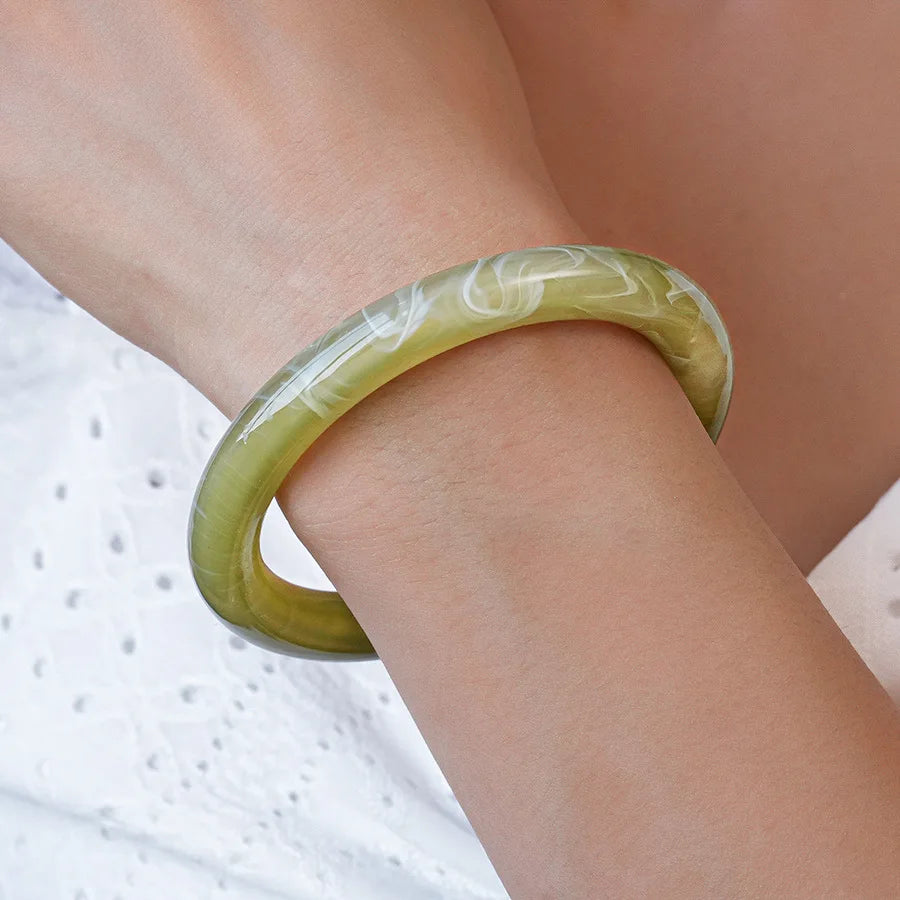 Fashionable Green Resin Acrylic Smudging Bangle for Women Exaggerated Irregular Geometric Wide Chunky Bracelets Bangles Jewelry