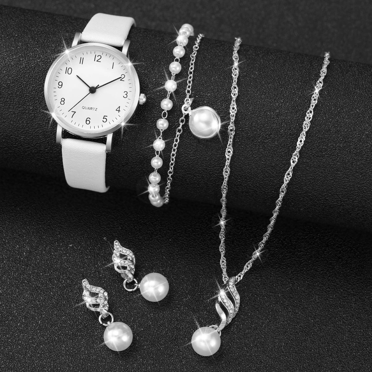 5/6PCS Fashion Women's Quartz Watch Leather Band Analog Quartz Watches with Diamond Jewelry (Without Box)