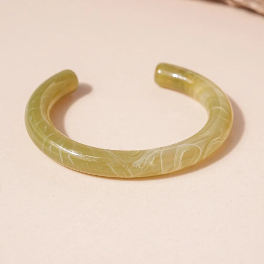 Fashionable Green Resin Acrylic Smudging Bangle for Women Exaggerated Irregular Geometric Wide Chunky Bracelets Bangles Jewelry