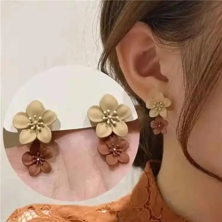 Fashion Seven Star Zircon Earrings For Women Jewelry 2025 Trending New Luxury Women's Crystal Stars Stud Earrings Gifts