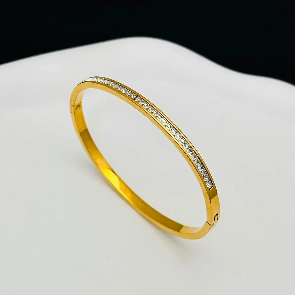 Titanium Steel Stainless Steel Bangles Inlaid Zircon Gold Plated Bracelet Classic Simple Style Bangles for Women Daily Jewelry