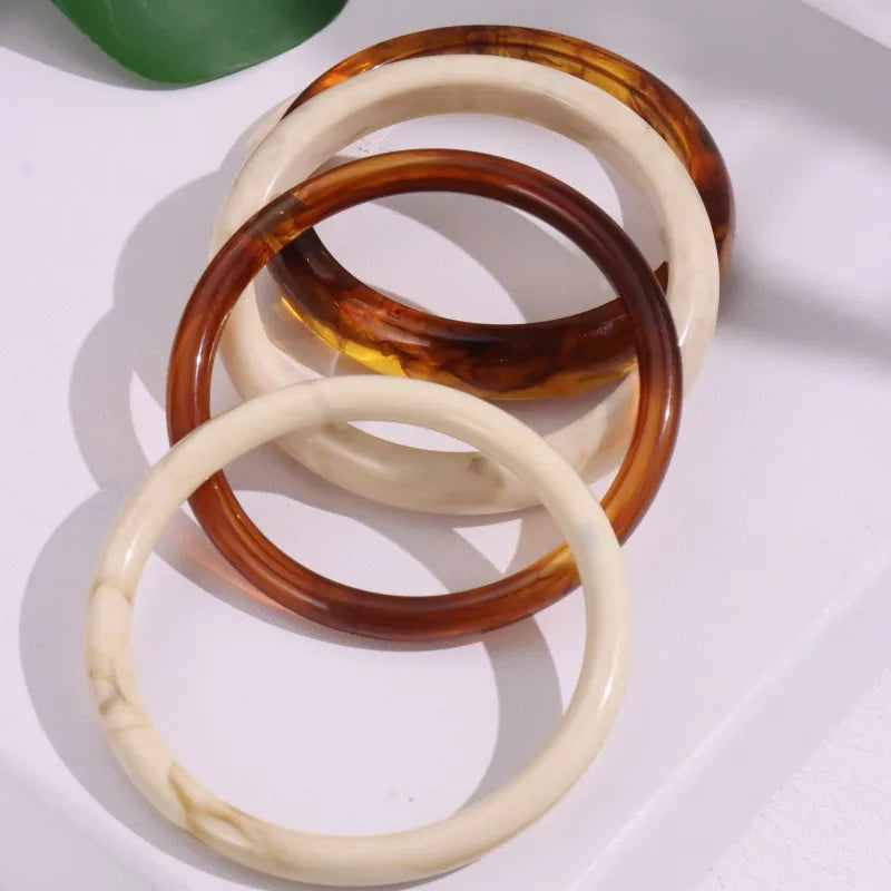 Round Tortoise shell White Resin Bracelet French Vintage Elegant Jewelry for Women Summer Fashion Holiday Gift New