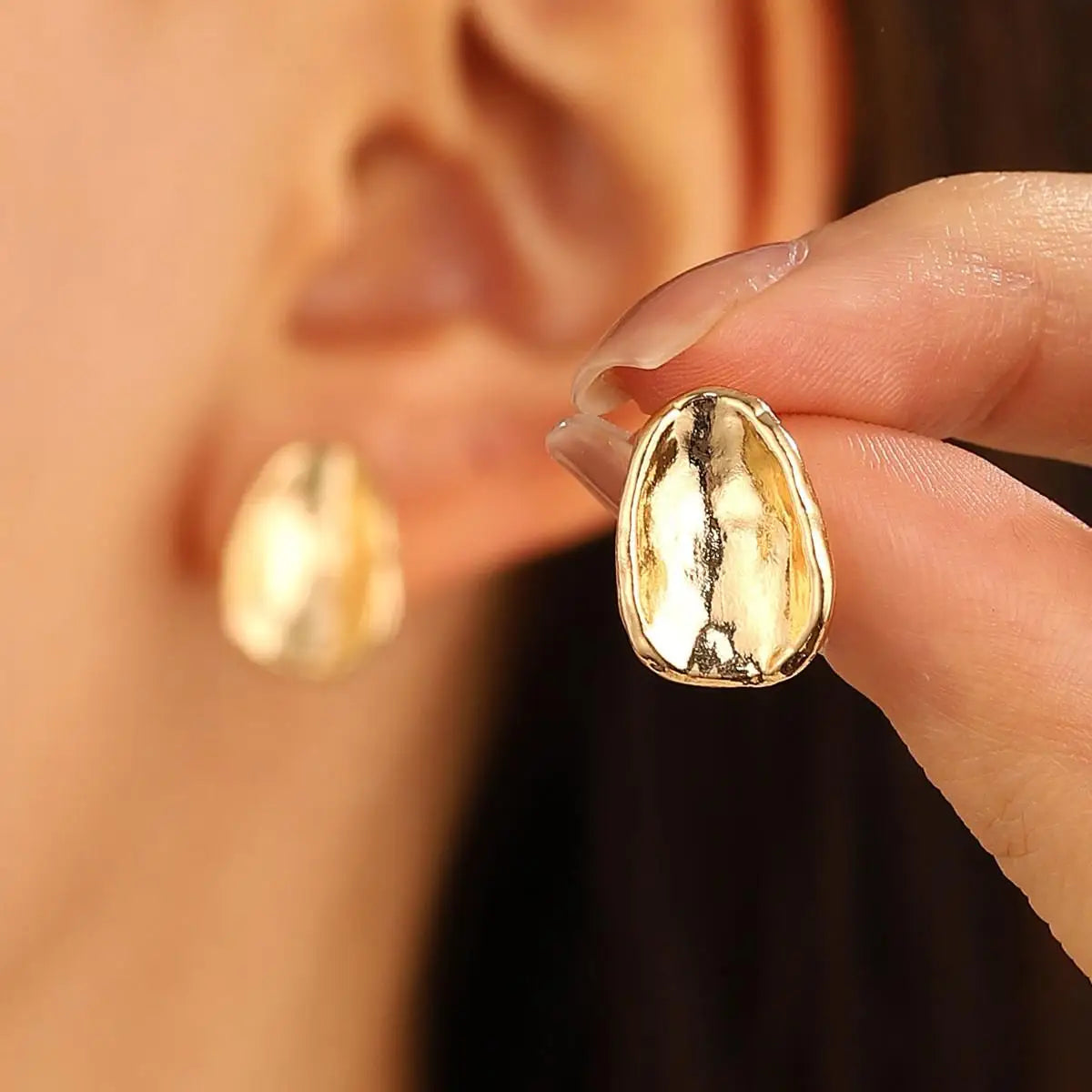 Stainless Steel Pleated Geometric Earrings For Women Jewelry Trending Vintage Women's Smooth Gold Color Stud Earrings