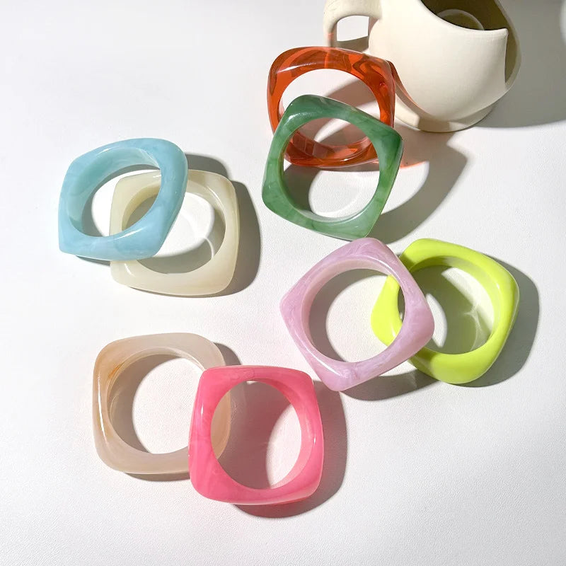 New Trend Acrylic Irregular Geometric Exaggerated Chunky Bangles for Women Resin Colorful Statement Bracelet Jewelry Gifts