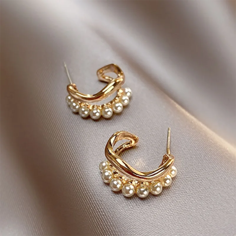 Simple Plain Gold Color Metal Pearl Hoop Earrings Fashion Big Circle Hoops Statement Earrings for Women Party Jewelry